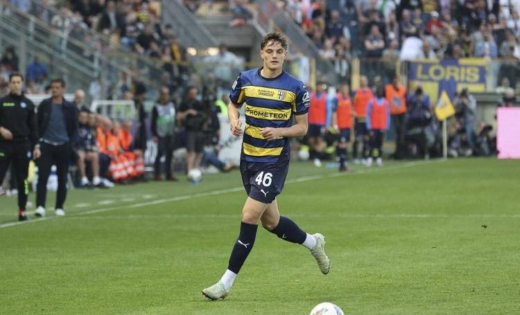 一日意甲动态：特奥静候豪门报价，国米凭绝杀闪耀赛场